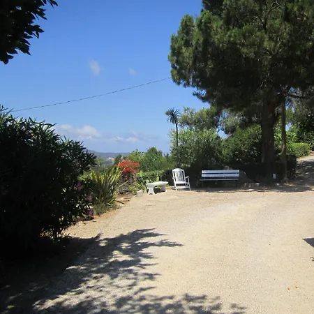 Apartment In Mit Schoenem Garten Capoliveri (Isola d'Elba)